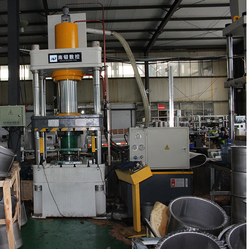 厂家直销单动薄板成型拉伸油压机