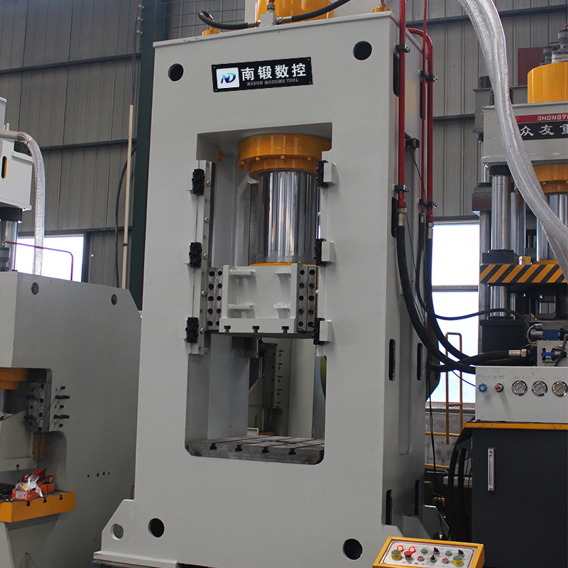 400吨框式液压机热锻成型油压机